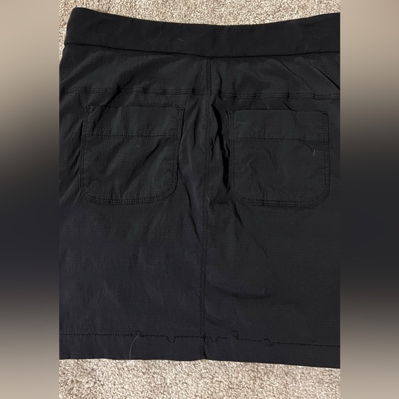 Athleta Trekkie Skort - Picture 3 of 7